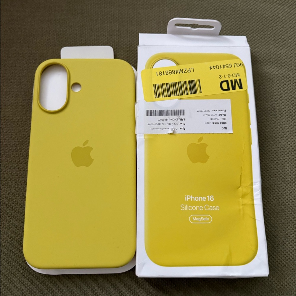 New Apple iPhone 16 Case - Star fruit yellow